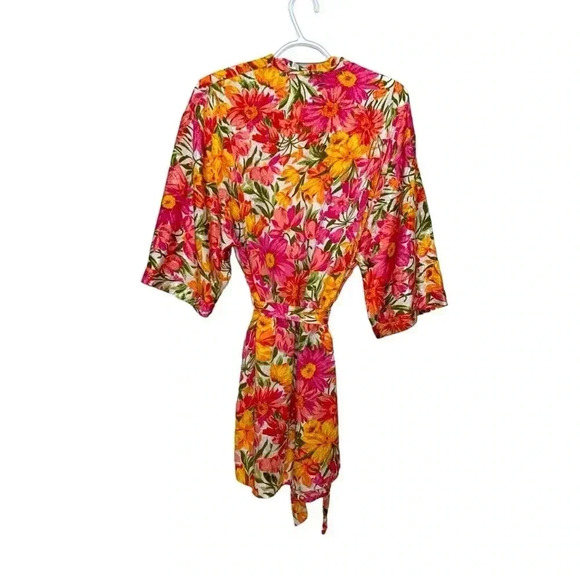 Vintage French Maid lightweight dressing  gown in colours that pop - Picture 3 of 5